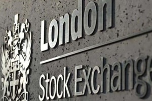 Лондонская фондовая биржа прекращает торги ценными бумагами некоторых компаний из России
